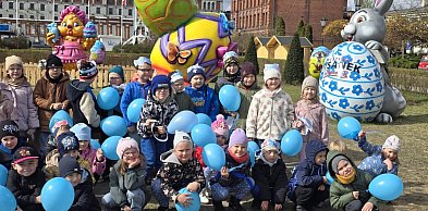 MP10 – niebieski marsz z balonami