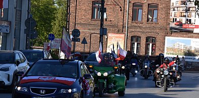 Świąteczny rajd z biało-czerwoną po Żyrardowie