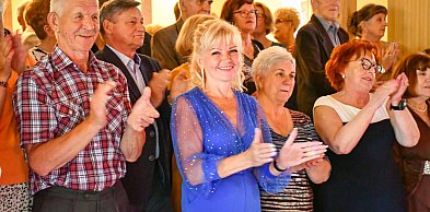 Wspólne świętowanie i integracja 200 seniorów