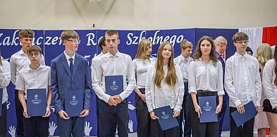 Z dumą i wzruszeniem żegnają "Czwóreczkę"