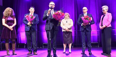 Piękny dzień z różami - pełen radości i gorących serc