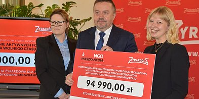 Prezydent przekazał 900 tysięcy na czynienie dobra