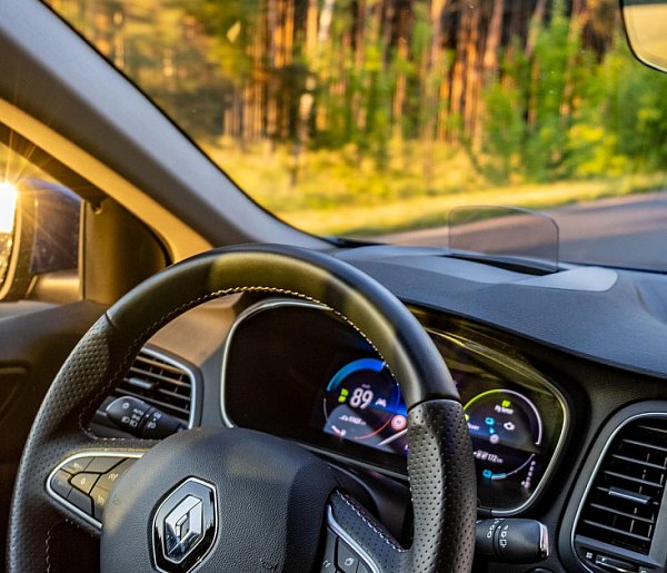 Masz to auto w garażu? Producent natychmiast wzywa na kontrolę!-45474