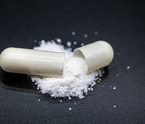 Salmonella w popularnym suplemencie. „Nie należy spożywać”-46120