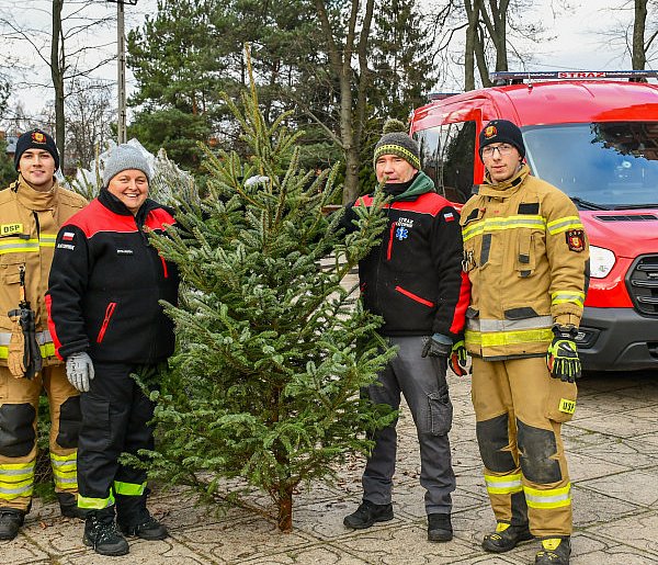 Choinki od strażaków z OSP Żyrardów-46392