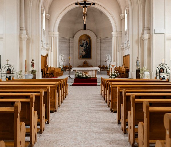 Miliony na Kościół w 2026 roku. Państwo co roku dokłada do duchownych-46556