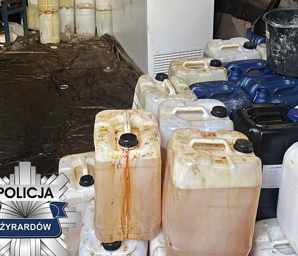 Policjanci zlikwidowali fabrykę narkotyków w Żyrardowie