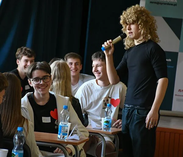 Młodzieżowe „1 z10”