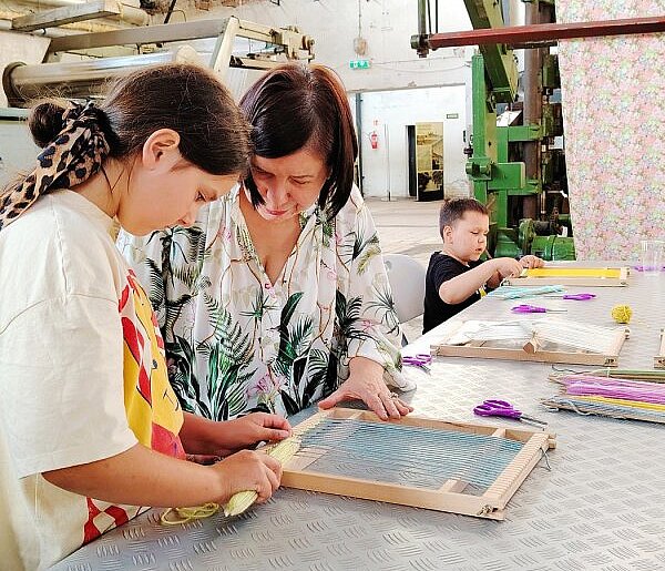 Chcesz nauczyć się tkactwa, haftu lub patchworku? Zapraszamy do Muzeum Lniarstwa