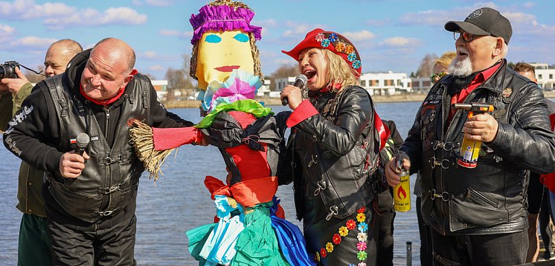 Powitanie wiosny z Jeźdźcami Dakoty