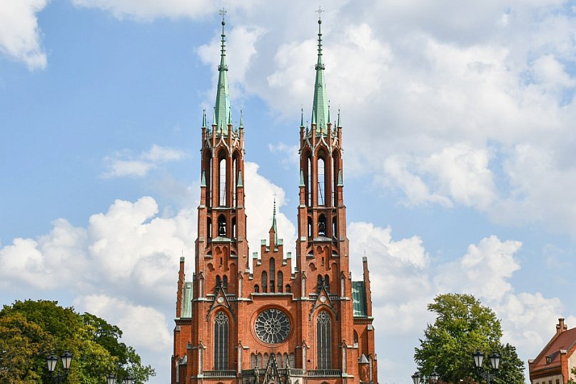 Zoom na kościół Farny