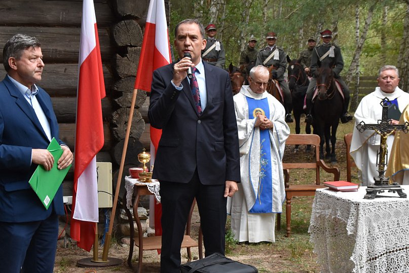 Krzyż Męczenników i hołd ofiarom sowieckiego reżimu