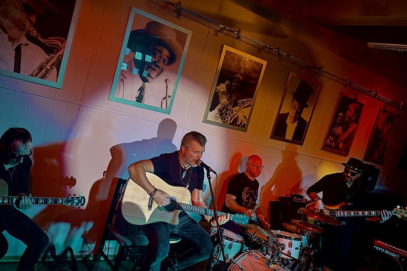 Bluesowe Świętowanie Niepodległości w Kolibrze.