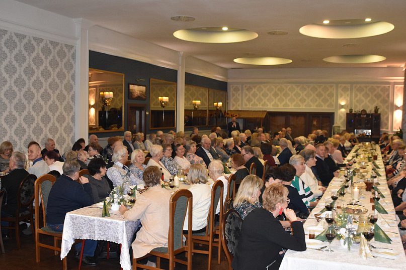 Jak w cudownej rodzinie – same piękne gesty