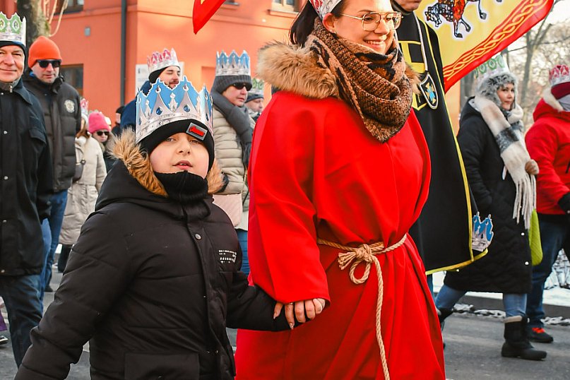 Orszak Trzech Króli przeszedł ulicami Żyrardowa